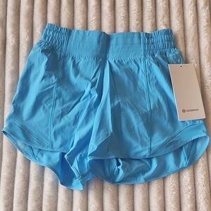 NWT Lululemon Hotty Hot HR Shirt 4inch Lined